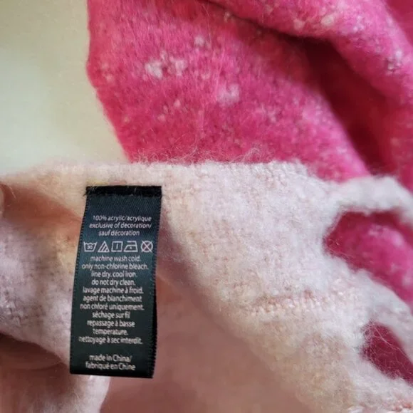 Victorias Secret chunky knit scarf - Picture 4 of 4